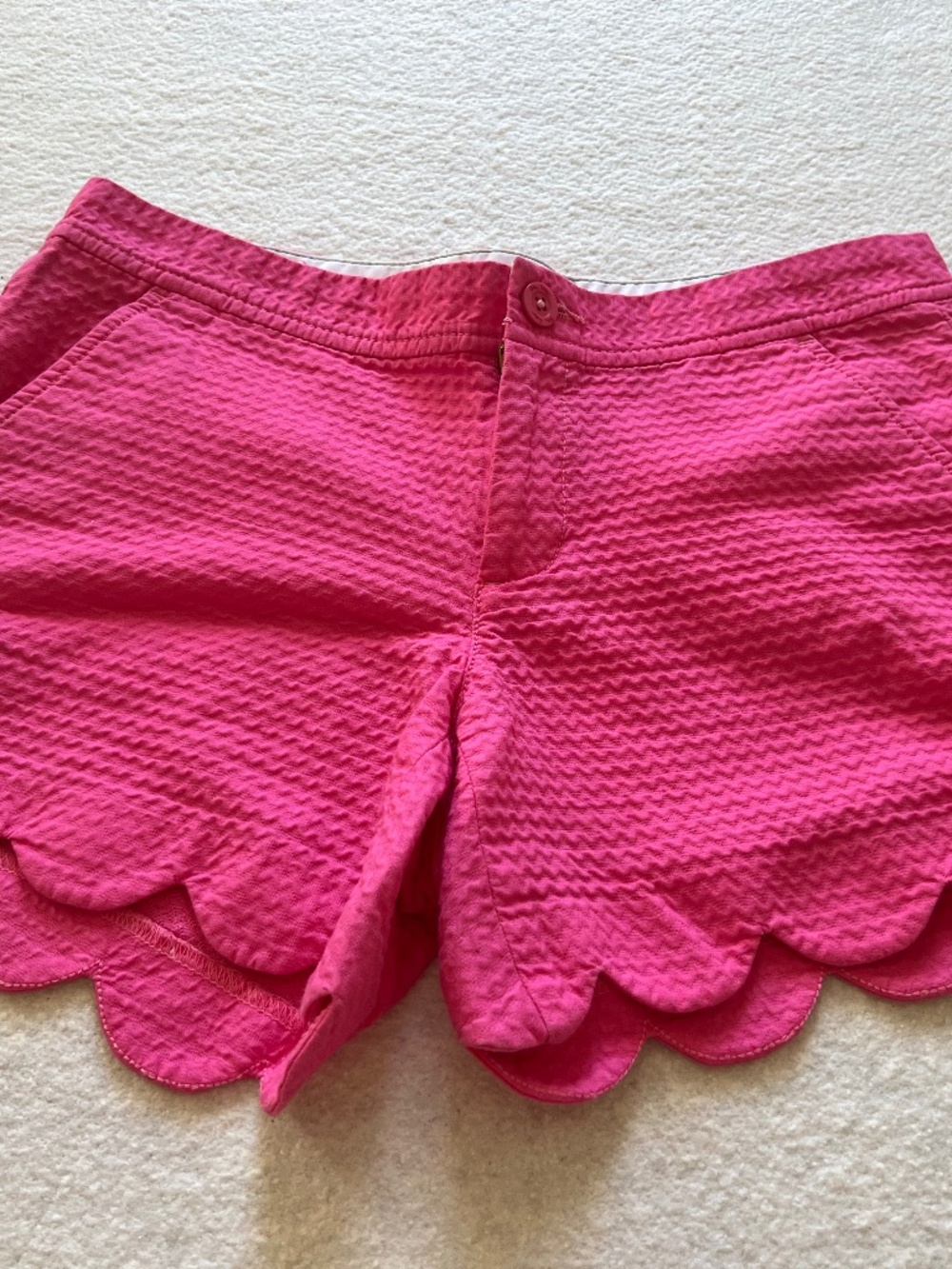 Lilly Pulitzer Buttercup Stretch Shorts Pink Scalloped Edge Size 2